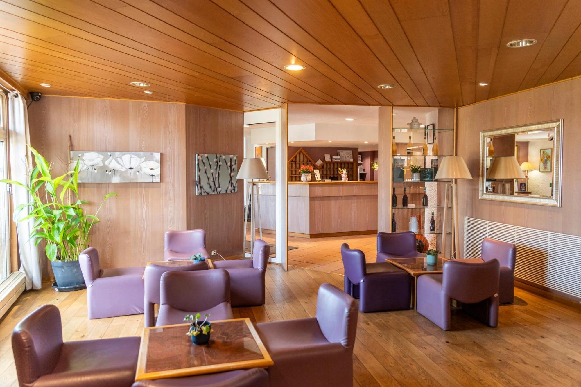 Le Relais Fleuri, Hotel Et Restaurant Logis - Avallon Sauvigny-le-Bois Kültér fotó